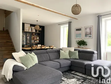 Maison de village à Murol (63790)