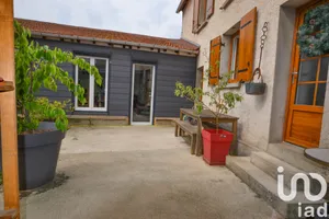 House at Champlan (91160)