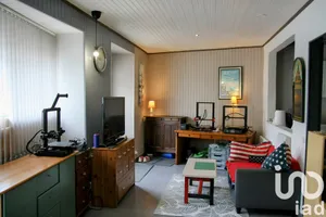 Townhouse at Saint-Bonnet-sur-Gironde (17150)