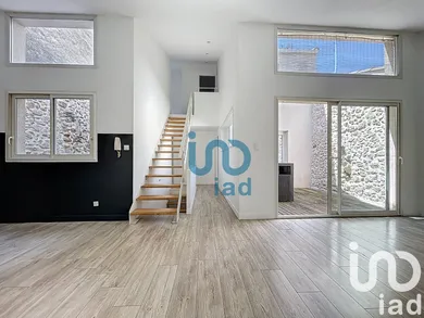 Village house in Maraussan (34370)