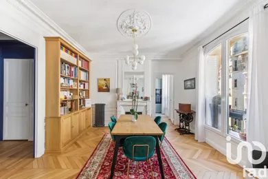 Apartment at Paris (75015)