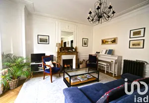 Apartment at Paris (75015)