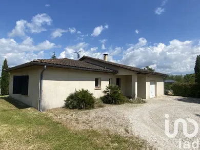 Traditional house at Cieurac (46230)