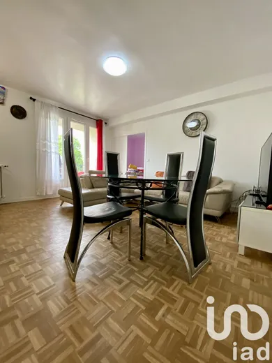 Apartment in Mitry-Mory (77290)