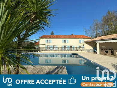 Longere at Sérigné (85200)