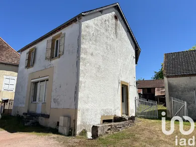 Maison de village à Le Pin (03130)