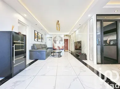 Apartment at Paris (75019)