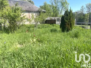 Building plot at Auxon (10130)