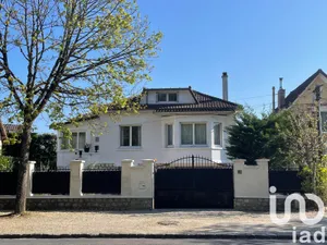 Traditional house at Yerres (91330)