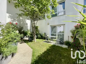 Duplex at Saint-Ouen-sur-Seine (93400)