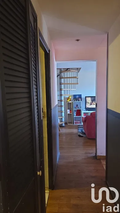 Duplex à Périgny (94520)