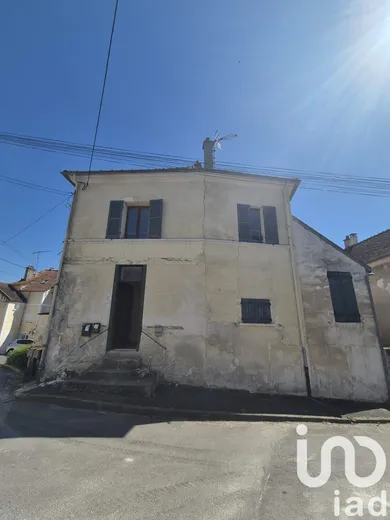 Building at Nanteuil-sur-Marne (77730)