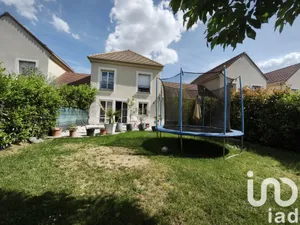 Maison traditionnelle à Le Plessis-Belleville (60330)