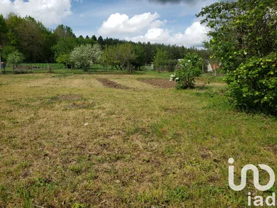 Terrain à Montfort-le-Gesnois (72450)
