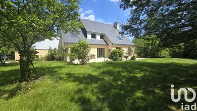 House at Dinan (22100)