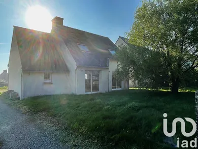 House at Locoal-Mendon (56550)