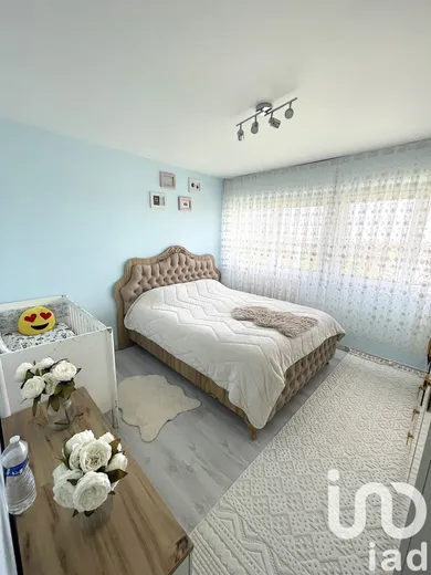 Apartment in Clichy-sous-Bois (93390)