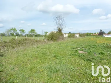 Terrain à bâtir à Asnières-la-Giraud (17400)