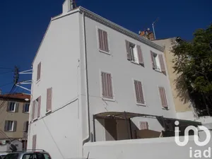 Building at Toulon (83000)