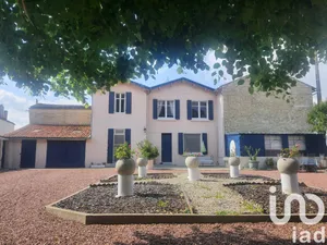 Maison à Courcelles (17400)