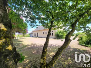 Maison de campagne à Le Puy-Notre-Dame (49260)