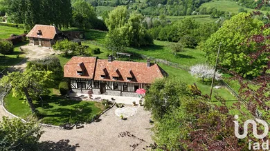 Maison à Pont-l'Évêque (14130)