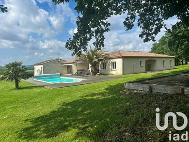 Traditional house at Saint-Sardos (47360)