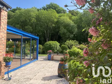 Architectural house in Héricourt-en-Caux (76560)