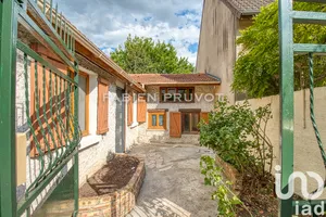 Maison à Écouen (95440)
