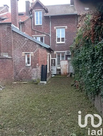Building in Noyon (60400)