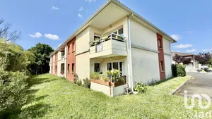 Apartment at Ambarès-et-Lagrave (33440)