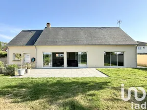 Maison à SAINT-MARTIN DE BREHAL (50290)