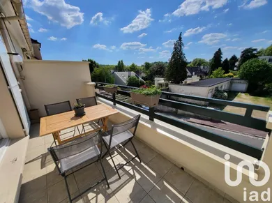 Duplex at Jouy-en-Josas (78350)