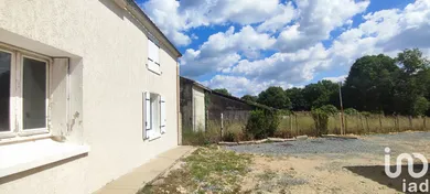 Village house in Cherves-Richemont (16370)