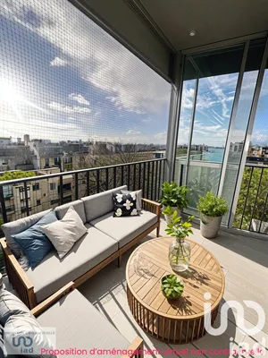 Apartment at Grigny (91350)