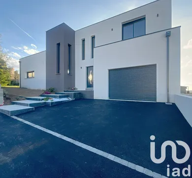 House at Le Loroux-Bottereau (44430)