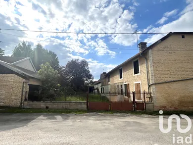 Village house at Latrecey-Ormoy-sur-Aube (52120)