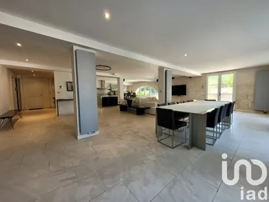 House at Saintines (60410)