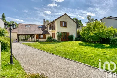 Maison traditionnelle à Breuillet (91650)