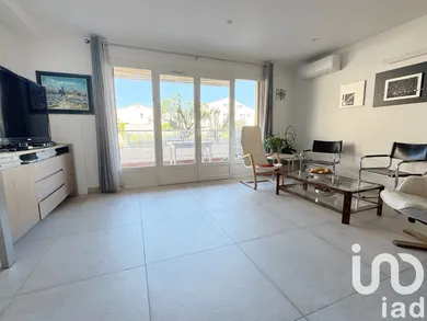 Apartment at Sanary-sur-Mer (83110)