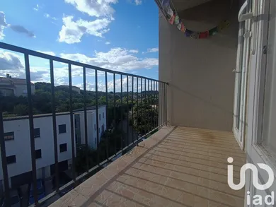 Appartement à Villeneuve-lès-Avignon (30400)