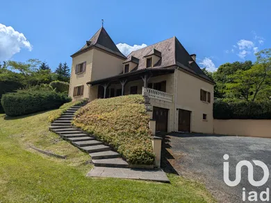 House at Saint-Cyprien (24220)