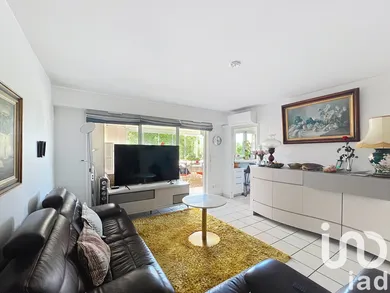 Appartement à Roquebrune-sur-Argens (83520)