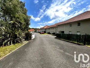 Appartement à Gelos (64110)