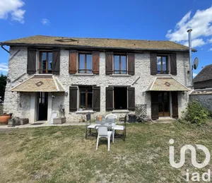 Longere at Houdan (78550)