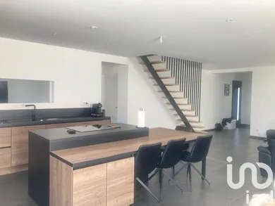 House at Soliers (14540)