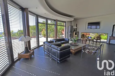 Maison d'architecte à Mandelieu-la-Napoule (06210)