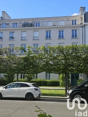 Apartment at Serris (77700)
