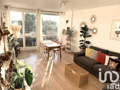 Apartment at Torcy (77200)