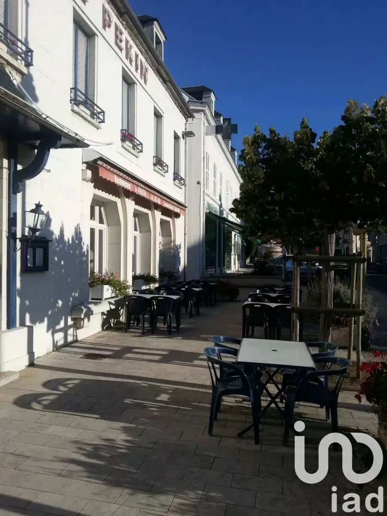 Immeuble 409 m² · à Pougues-les-Eaux · 409 m² · 239 000 €